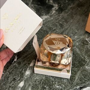 Cle de Peau Beauté La Creme